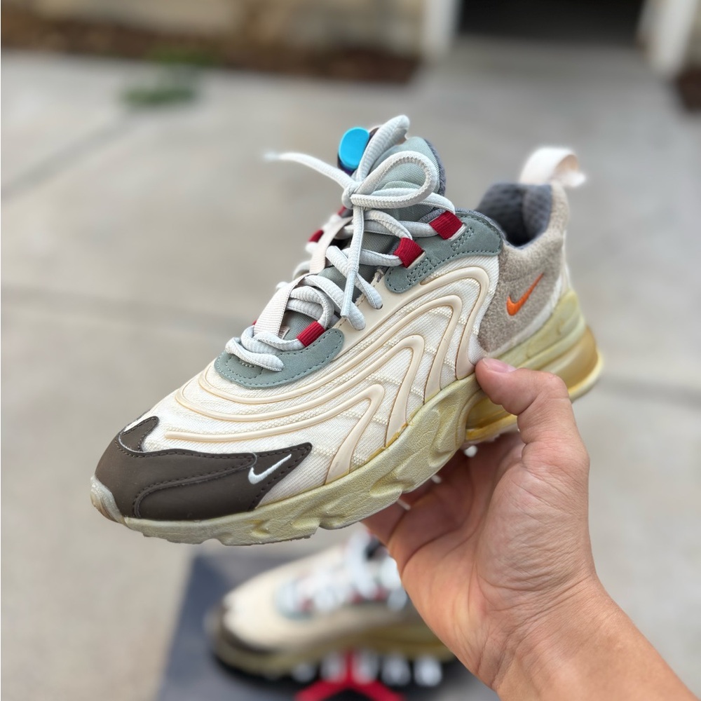 Travis Scott Air Max 270 React Size 4 Men’s / 5.5 Women’s